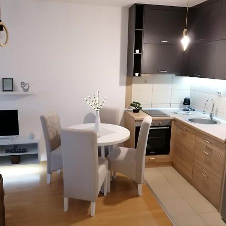 Emili Apartman Jagodina Εξωτερικό φωτογραφία