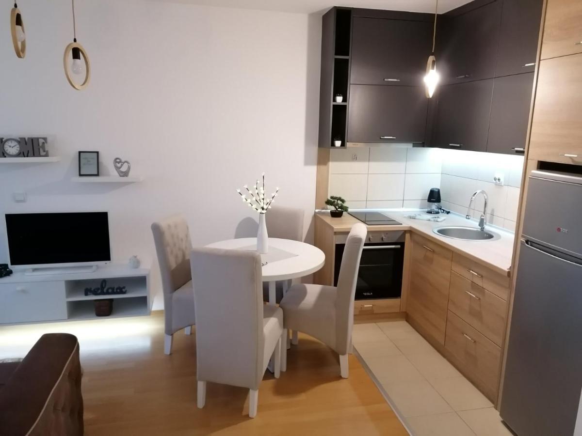 Emili Apartman Jagodina Εξωτερικό φωτογραφία