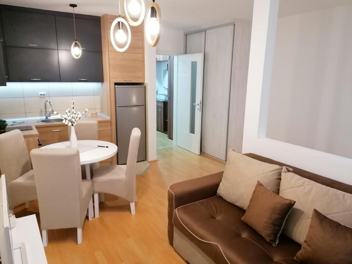 Emili Apartman Jagodina Εξωτερικό φωτογραφία